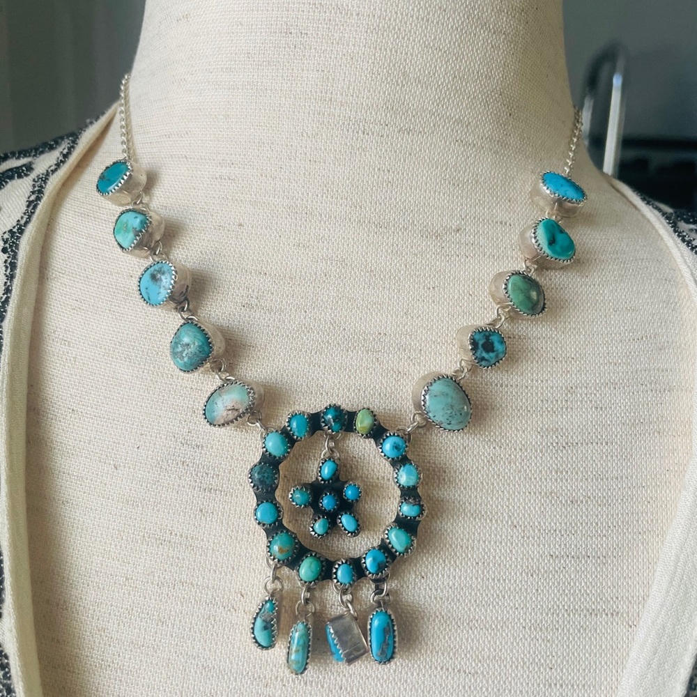 Paloma Stipp Full Circle Flower Necklace